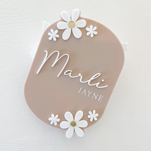 Daisy Oval Name Plaque acrylic