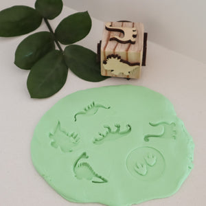 6 in 1 Wooden Play Dough Stamp- Dinosaur