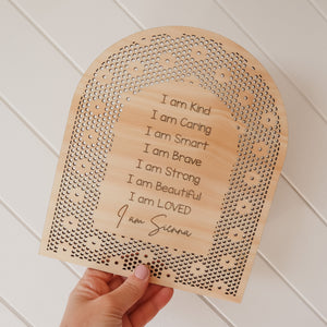 Affirmation Plaque- Floral Rattan